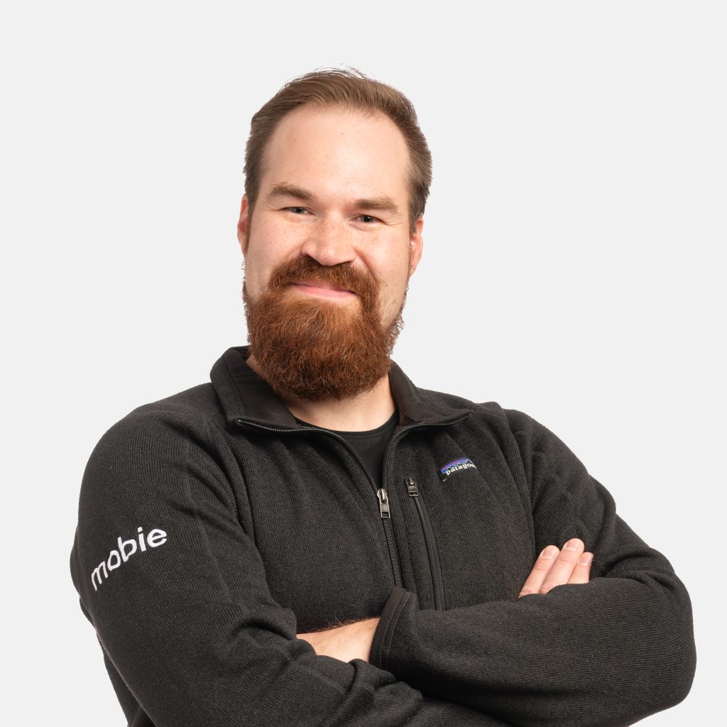Mobie niikka väritausta Niikka Makkonen