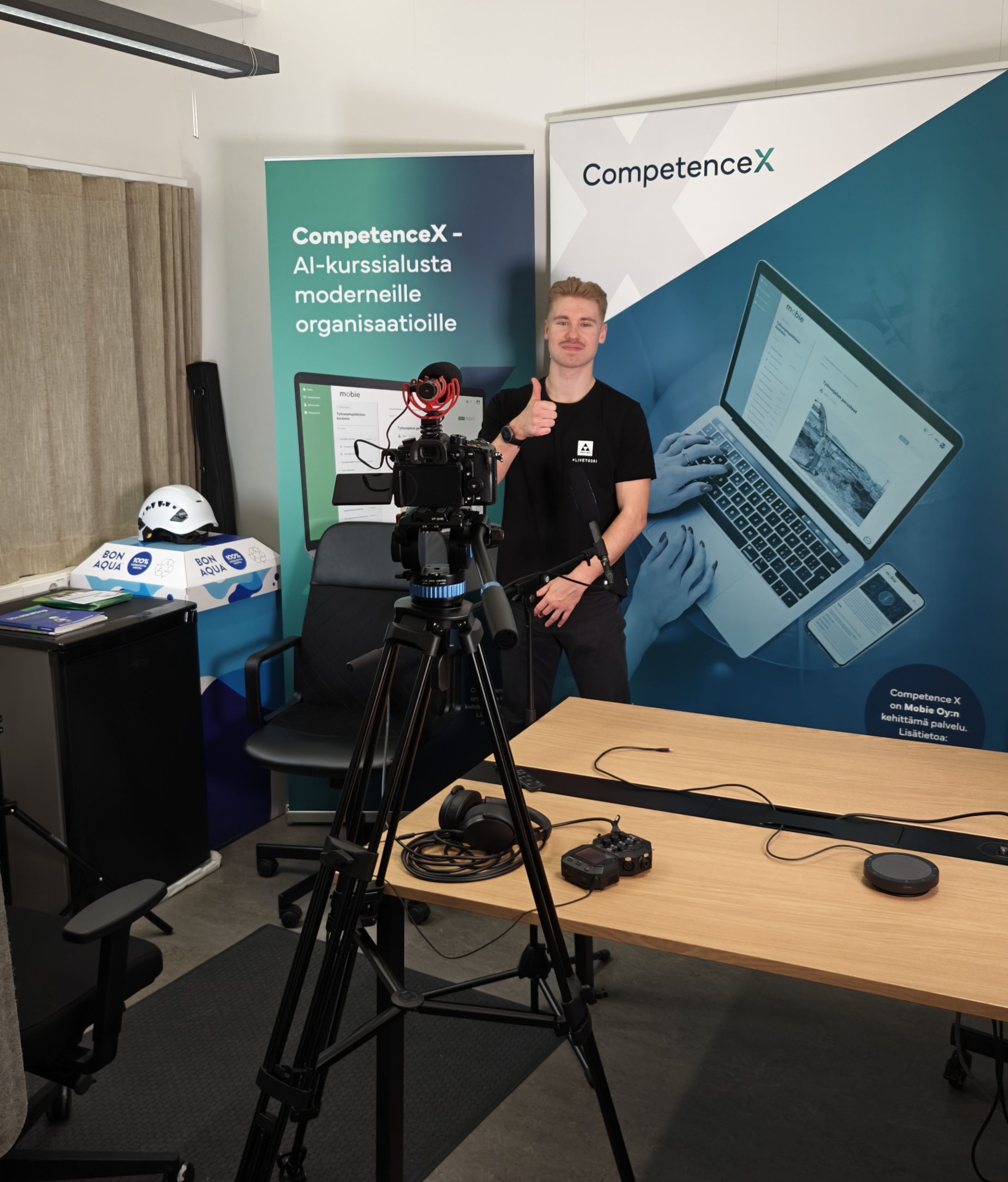 Mobie Oy:n ja ampumahiihtäjä Arttu Heikkisen yhteistyö rakentuu vahvalle periaatteelle: jatkuvalle oppimiselle ja systemaattiselle kehittymiselle. Haastatteluvideolla Arttu kertoo, miten oma arki huippu-urheilijana rakentuu. Hän korostaa erityisesti tiimityön sekä jatkuvan kehittymisen tarvetta.